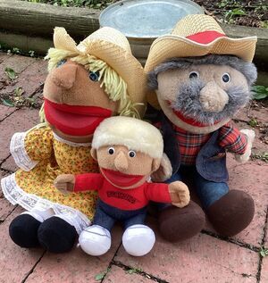 Shotgun Red Signed + Miss Daisy & Buckshot Doll Family Hee Haw Show Nashville